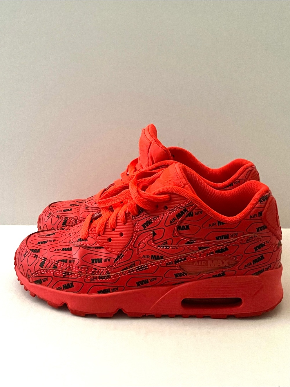 Nike Red Air Max All-Over Logo Sneakers ( grade school)
